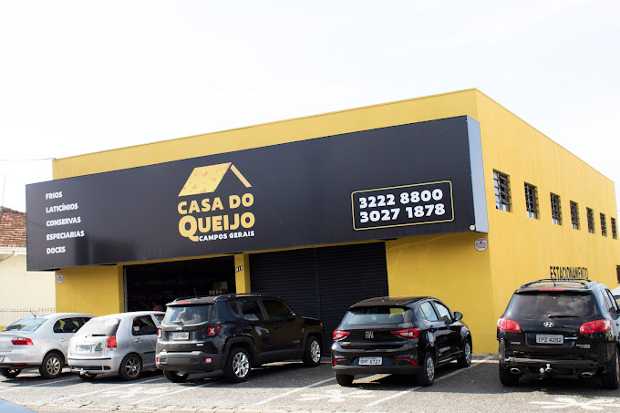 Fachada da Casa do Queijo Campos Gerais